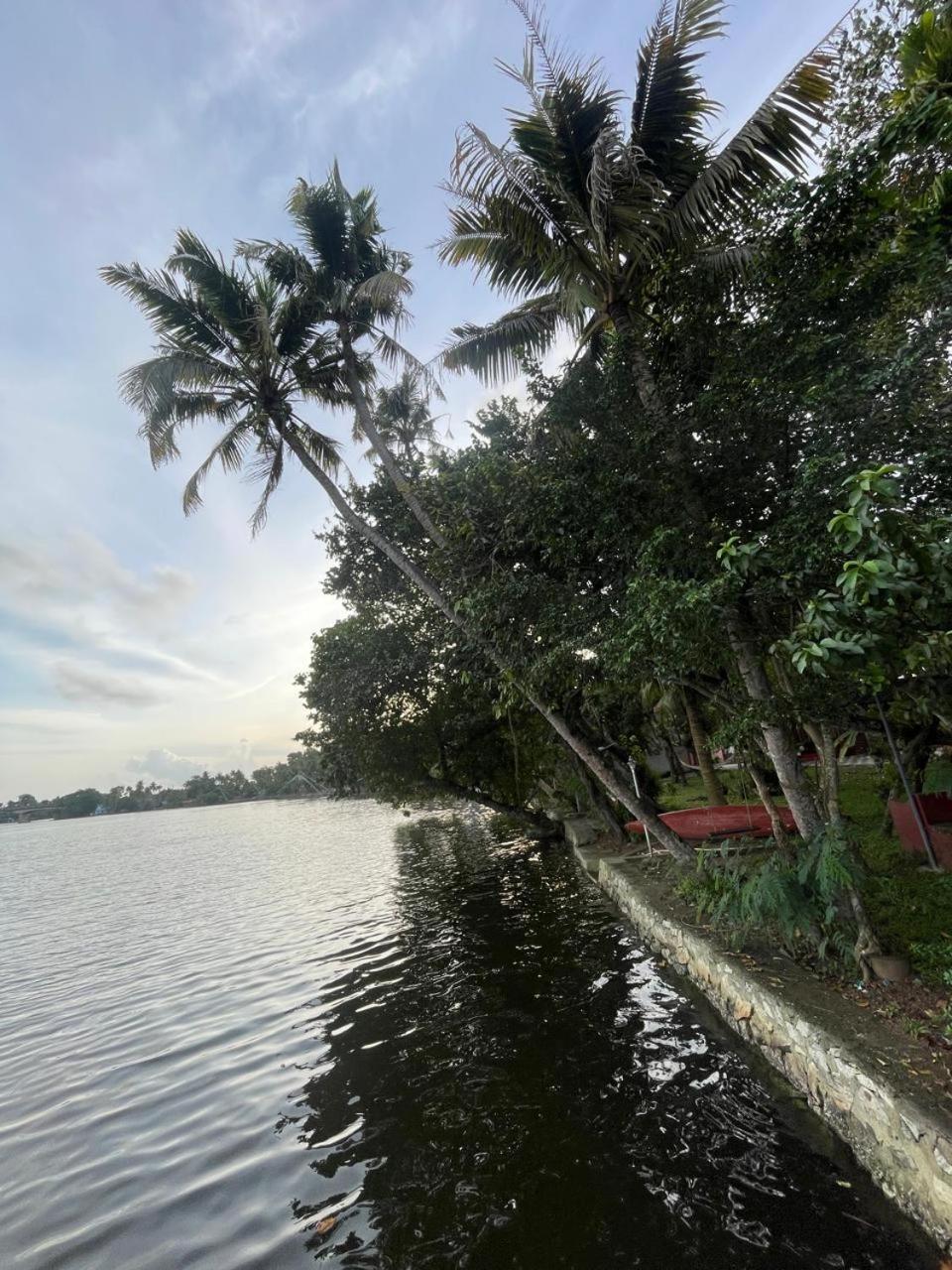 Ashtamudivillas 科兰 外观 照片